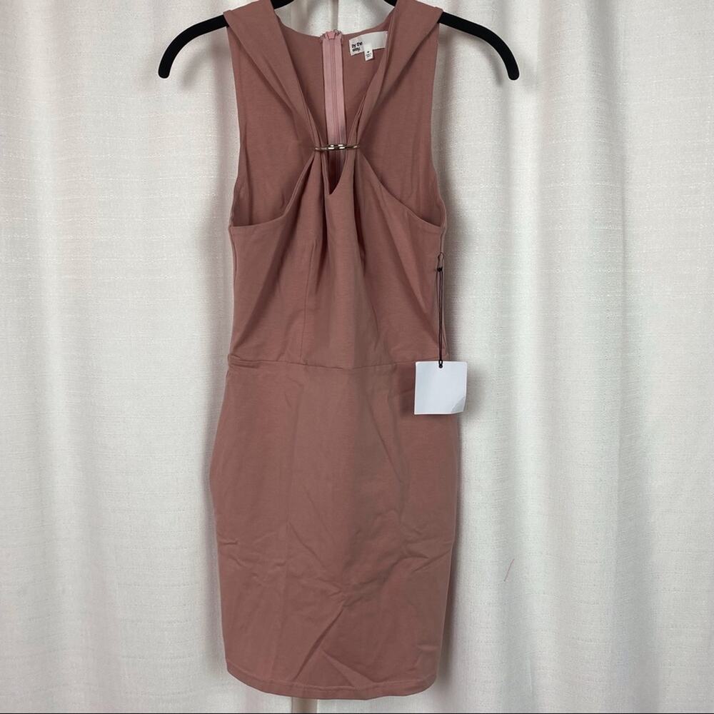 Revolve By The Way. Mauve Pink Mia O Ring Bodycon Mini Dress Sz.M NWT - Picture 5 of 15
